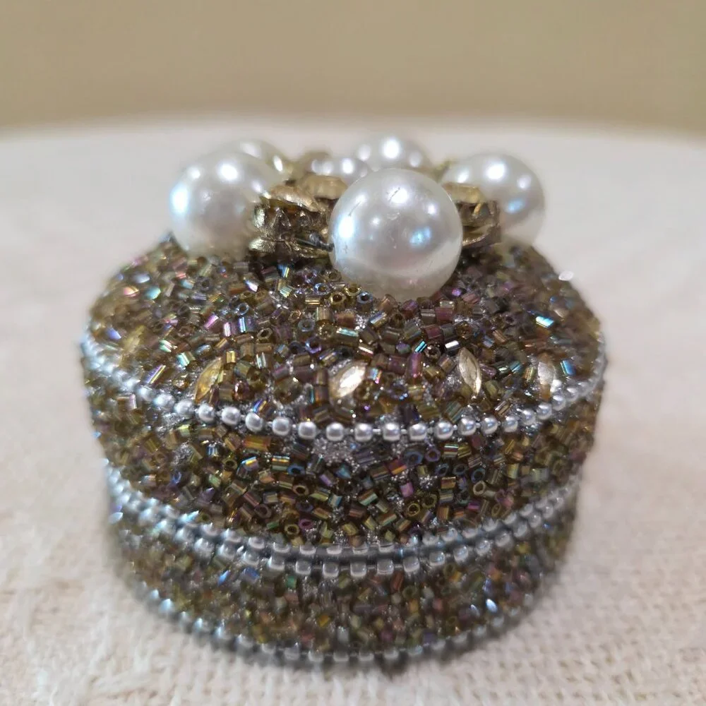 Vintage Silver Bead Pearl & Rhinestone Encrusted Metal Trinket Gift Vanity Box